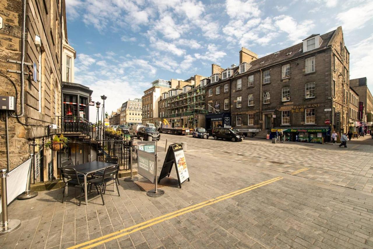 Joivy Bright 1 Bed Flat, Close To Princess Street Edinburgh Exterior photo
